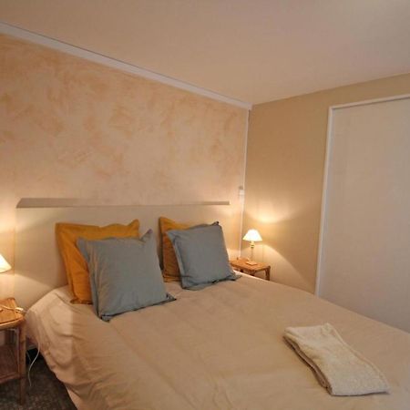 Bed and Breakfast Les Vieux Fourneaux Nantiat Esterno foto