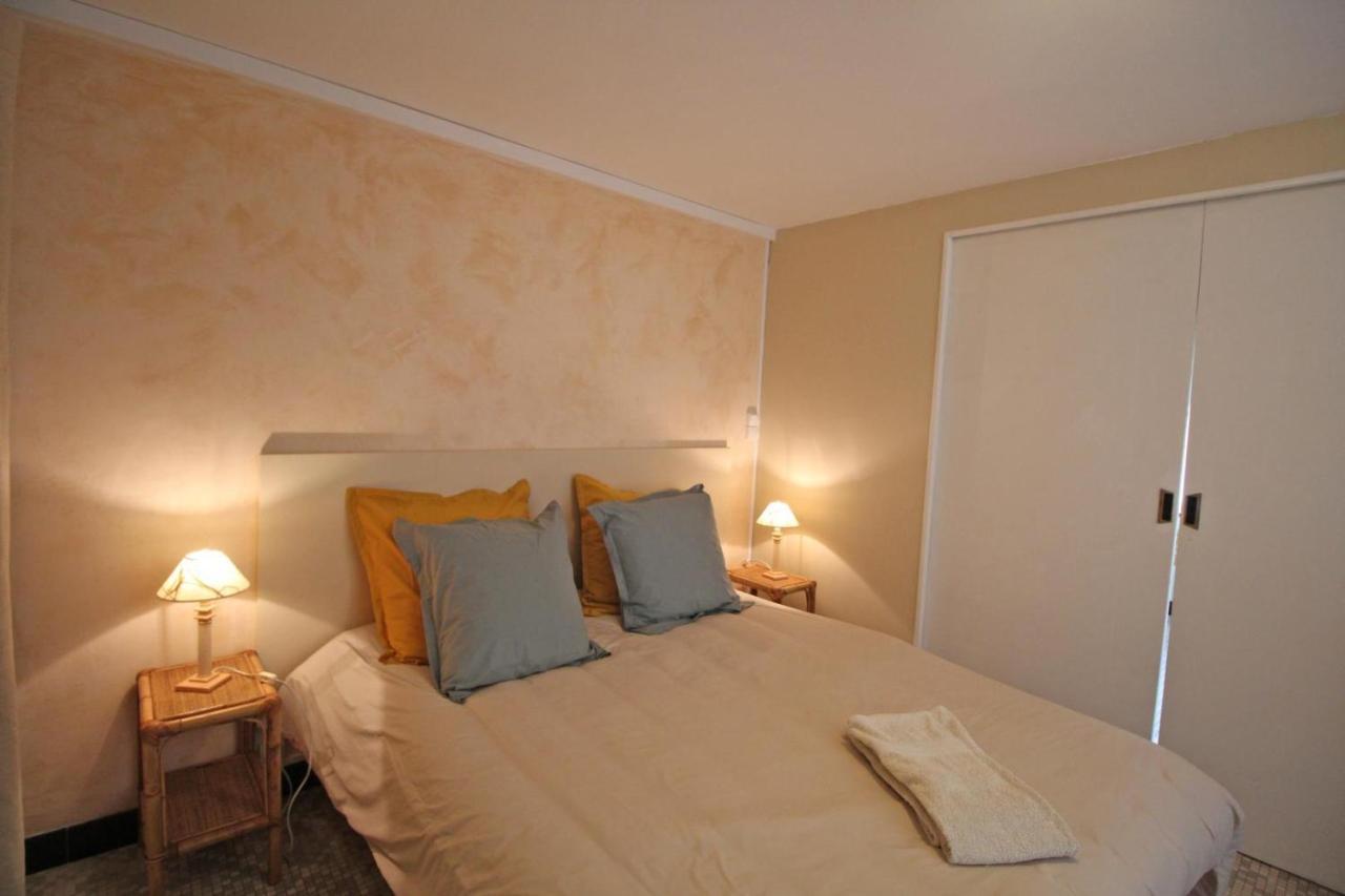Bed and Breakfast Les Vieux Fourneaux Nantiat Esterno foto